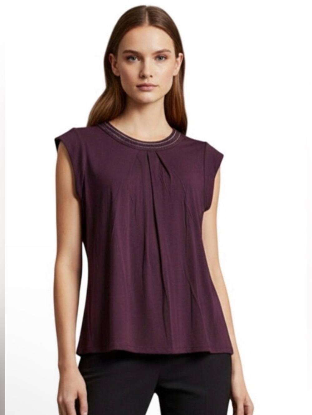 Daniel Rainn Pleated Crewneck Brinn Scoopneck Top in Plum/Purple - XL